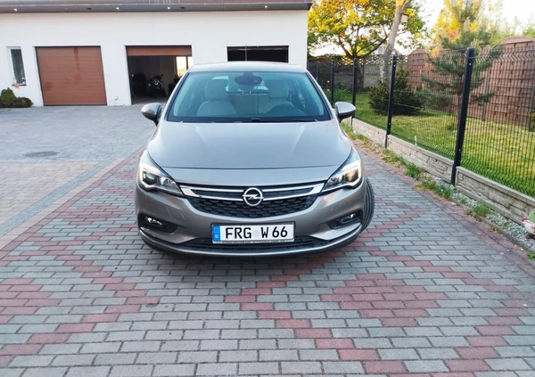 Opel Astra cena 37900 przebieg: 148000, rok produkcji 2016 z Lubliniec małe 379